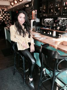 LITTLE BIT OF A SNEAKY OUTFIT PICTURE!