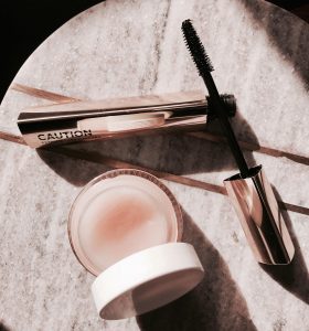 HOURGLASS CAUTION MASCARA