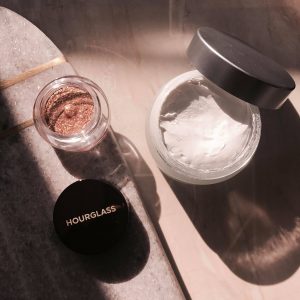 HOURGLASS SCATTERED LIGHT FOIL