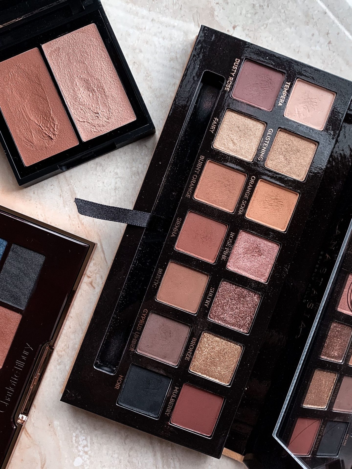 abh soft glam palette